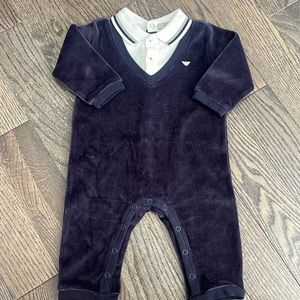 Excellent! Velour baby boy 6M ARMANI one piece outfit! Save!
